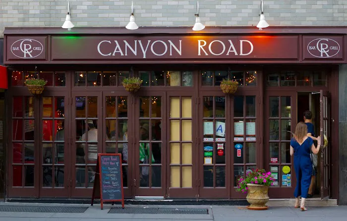 Canyon Road Picture 6