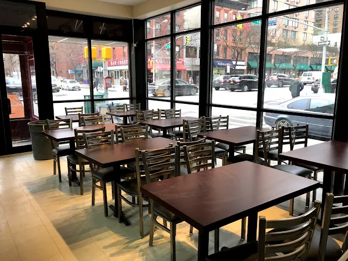 Italian Village Pizza & Restaurant Picture 8