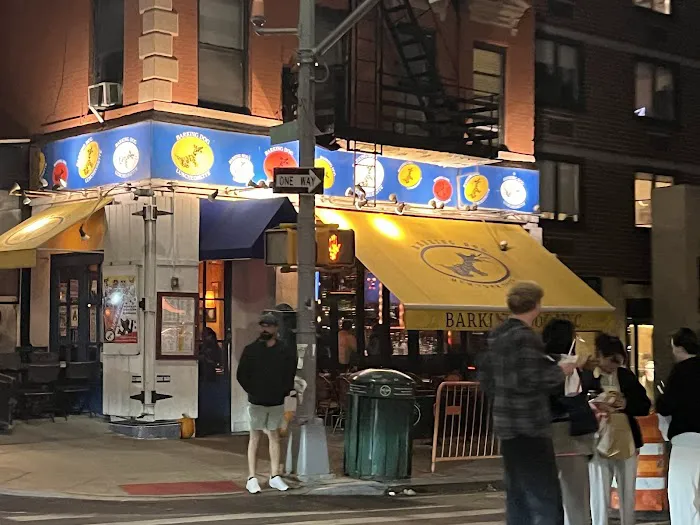 Barking Dog Restaurant Picture 1