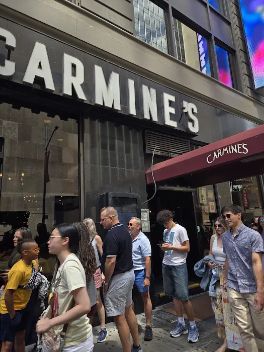 Carmine's - Upper West Side Picture 10