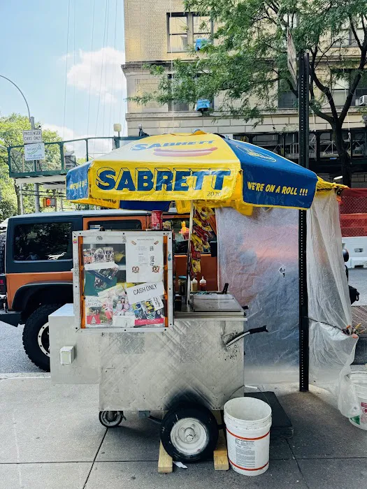 Billy’s Hot Dog Cart Picture 5