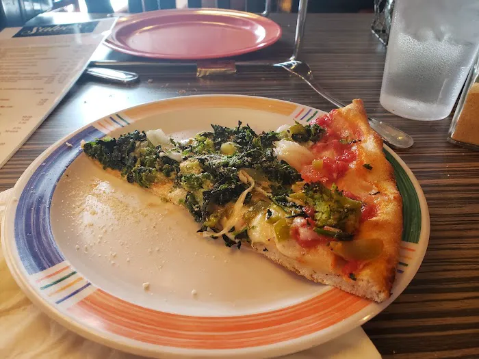 Salvo’s Pizza Bar Picture 10