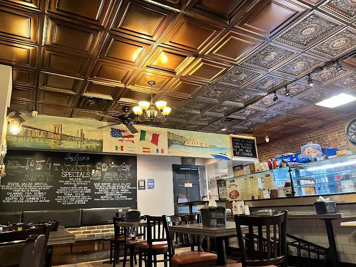 Salvo’s Pizza Bar Picture 7