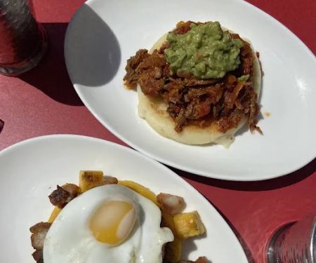 Dulce Vida Latin Bistro