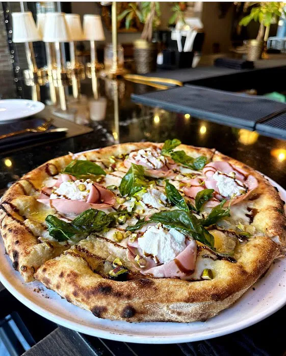 Enzo Bruni La Pizza Gourmet - UES Picture 6