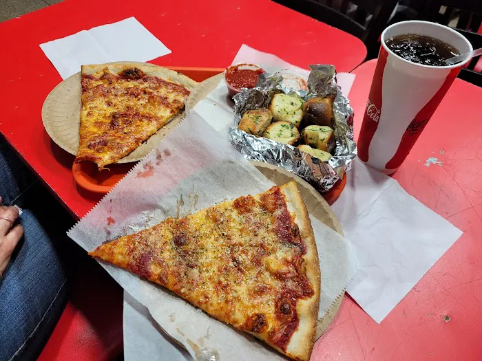 Little Italy Pizza Picture 10