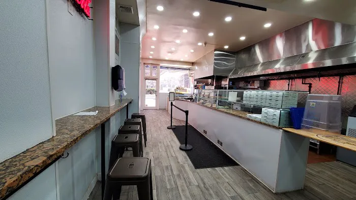 Village Square Pizza - Upper West Side Picture 5