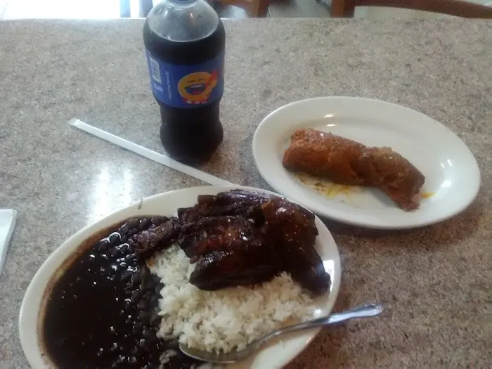 Lechonera Tropical & Grill Picture 3