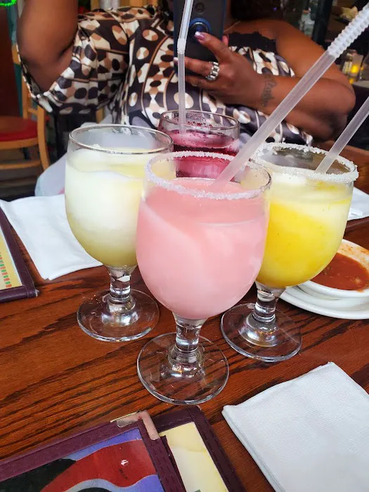Noche de Margaritas Picture 8