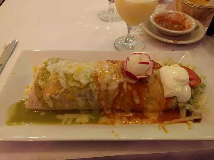 Noche de Margaritas Picture 10