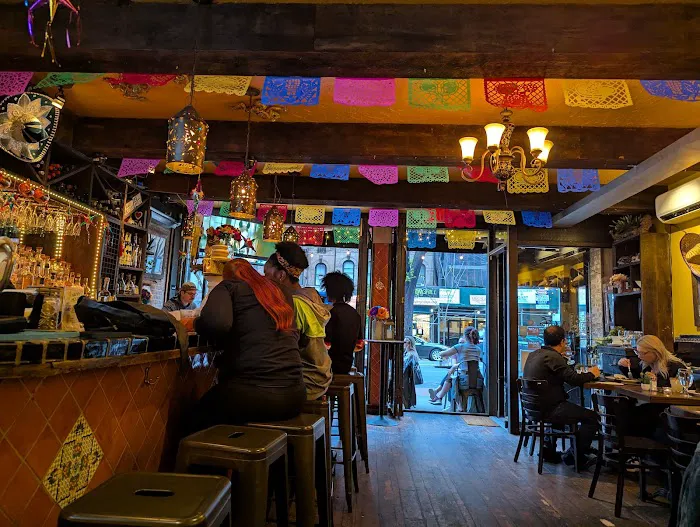 Móle Cantina Mexicana- Upper East Side Picture 3