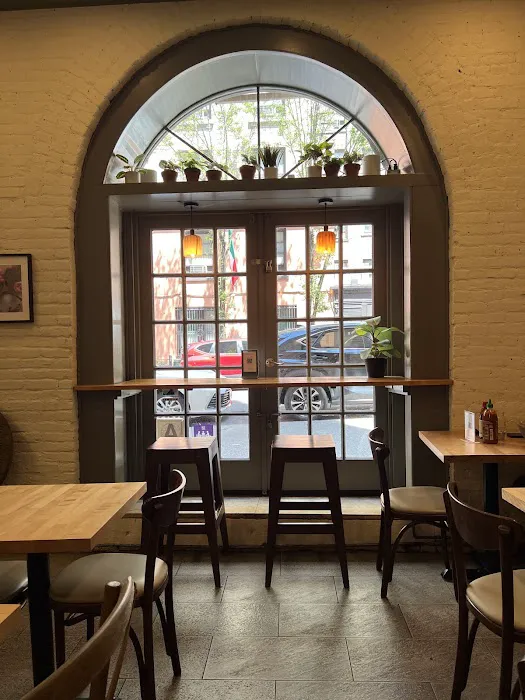 Plum Vietnamese Restaurant Picture 8