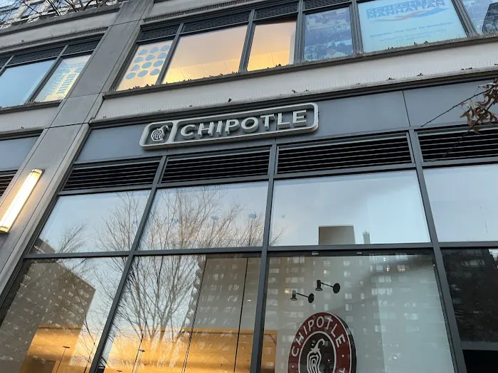 Chipotle Mexican Grill Picture 8