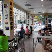 Famous Famiglia Pizzeria ico