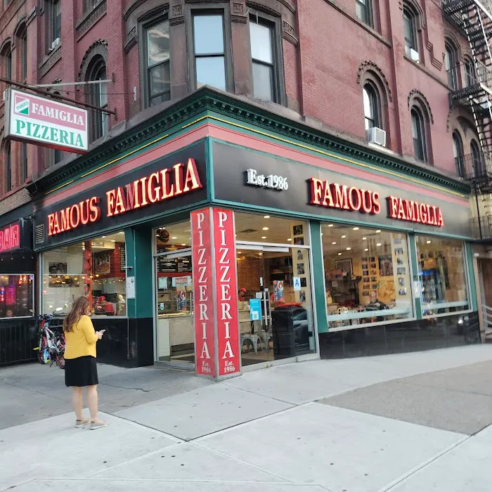 Famous Famiglia Pizzeria Picture 7