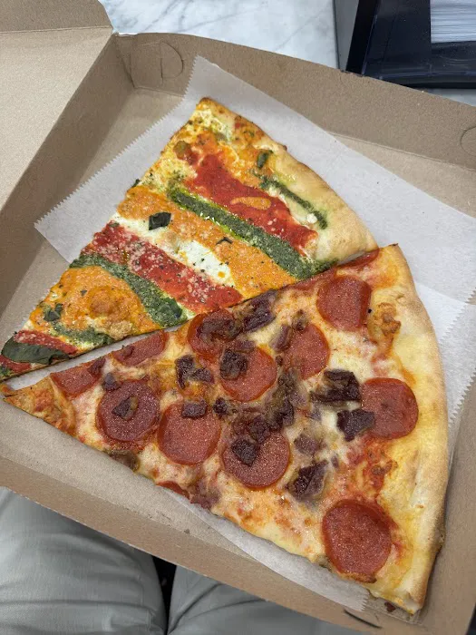 Roma Pizza Picture 4