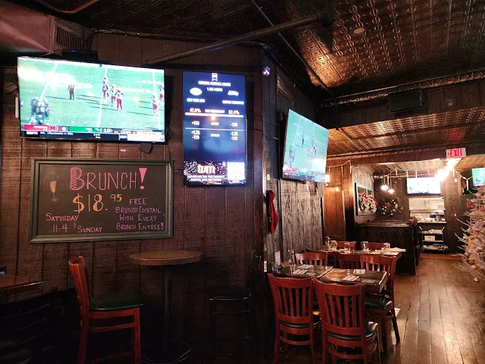 Meller’s Sports Hub and Grill Picture 5