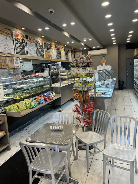 Heavenly Market & Pizza Picture 8