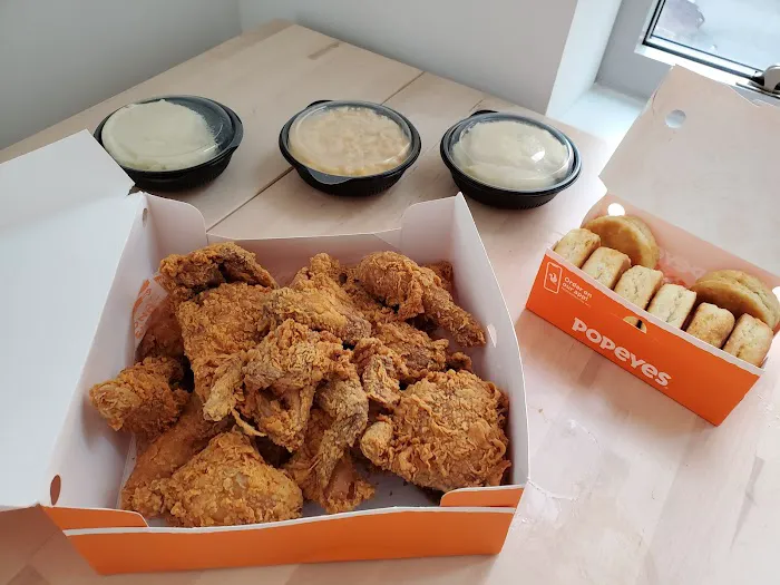 Popeyes Louisiana Kitchen Picture 7