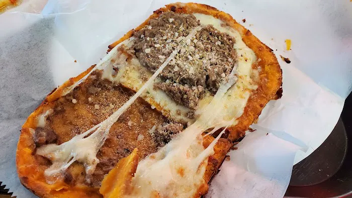 Cheesy Pizza Picture 6