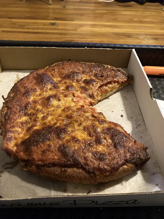 Cheesy Pizza Picture 1