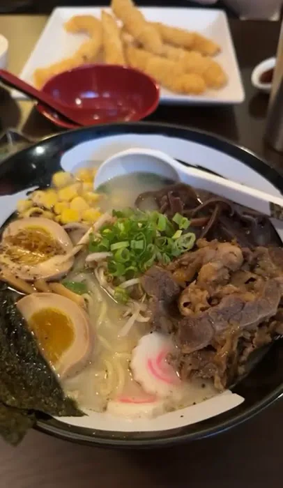 Akura ramen & sushi Picture 5