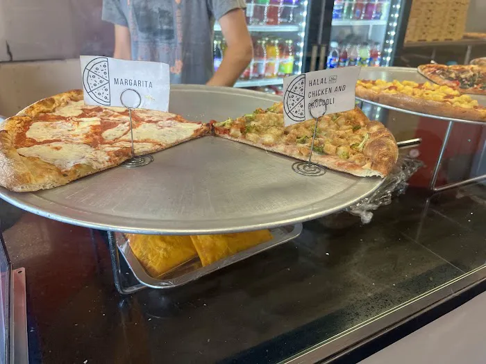109 Pizzeria Picture 6