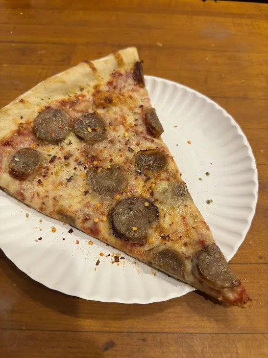 Sal and Carmine Pizza Picture 6