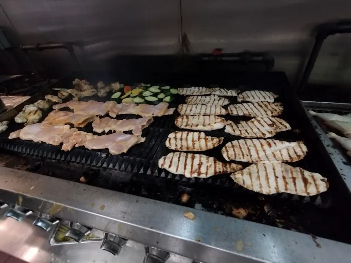 Chirping Chicken- now (CHICKEN FEASTIN) Picture 7