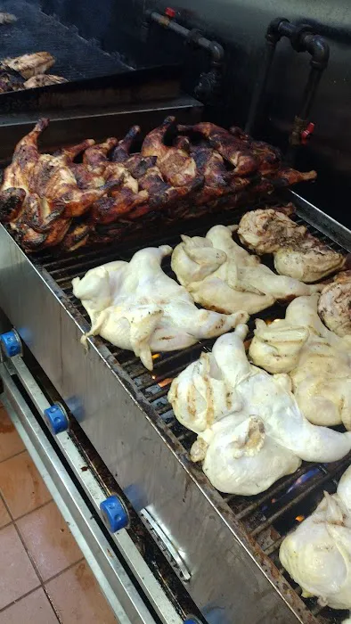 Chirping Chicken- now (CHICKEN FEASTIN) Picture 5