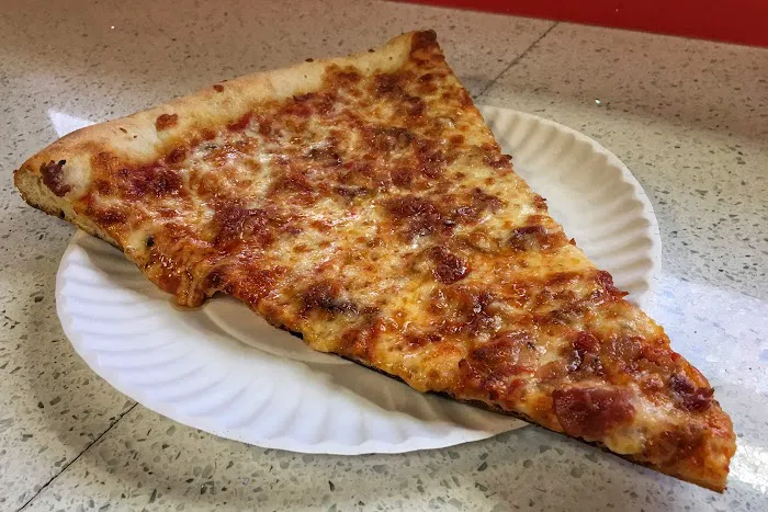 Sam’s Famous Pizzeria Picture 2