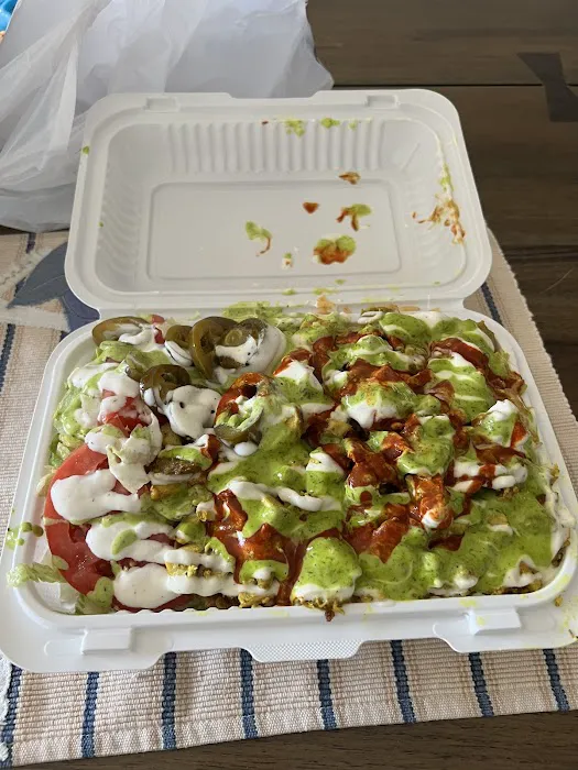 Palomino Halal Food Picture 1