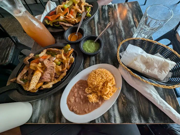 El Mariachi Mexican Cuisine Picture 4
