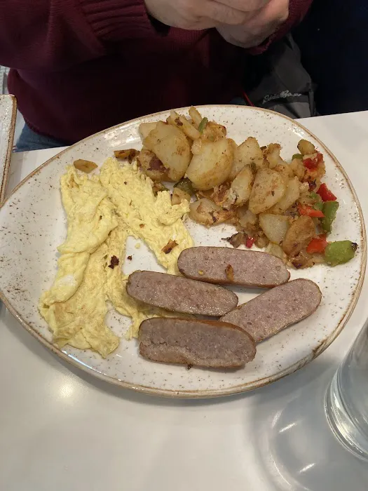 Monte Carlo Diner Picture 10