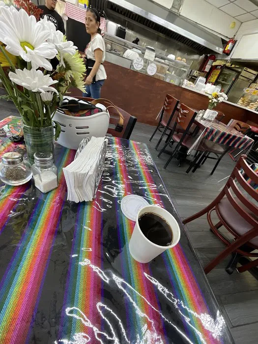 Eddie's Deli & Taqueria Picture 6