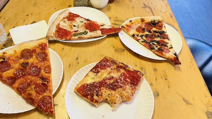 Broadway Pizza Picture 7