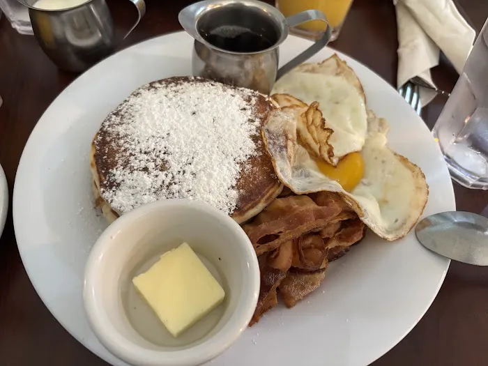 Crepes On Columbus Picture 2