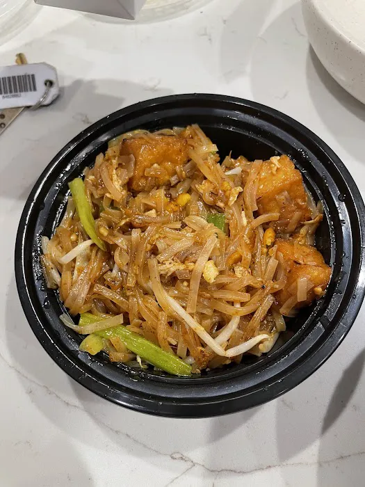 Living Thai Cuisine Picture 3