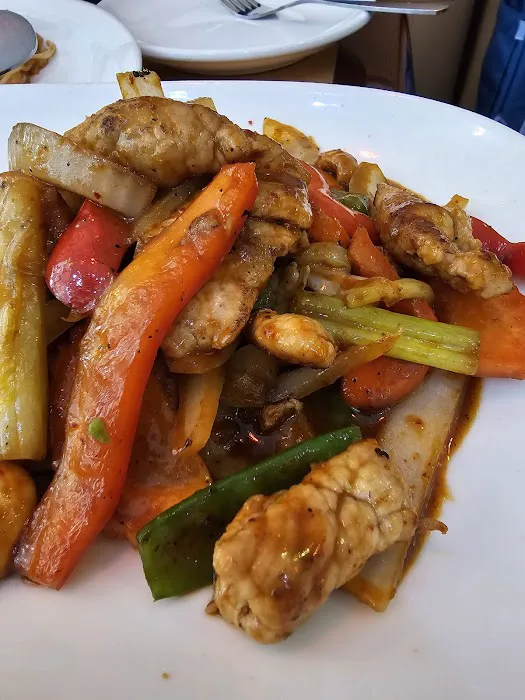 Living Thai Cuisine Picture 2