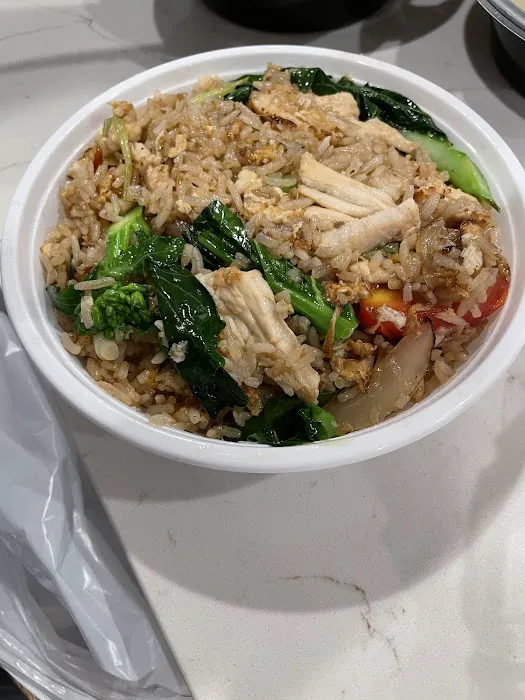 Living Thai Cuisine Picture 4