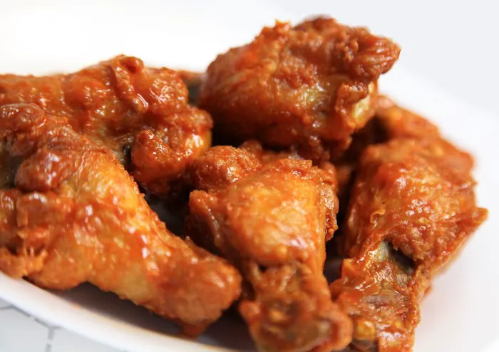 Atomic Wings Picture 6