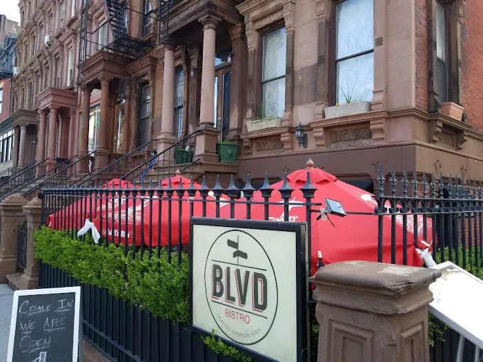 BLVD Bistro NY Picture 10
