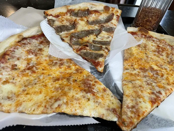 La Nostra Pizzeria Picture 7