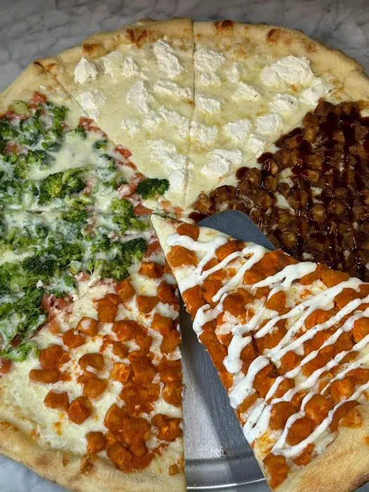 Traviata Pizza II Picture 2