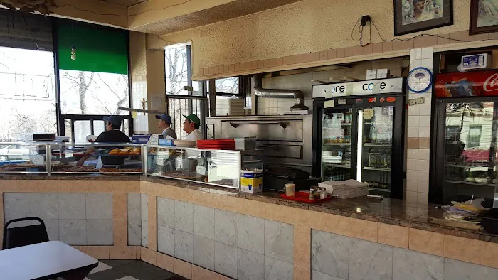 Giovanni's Pizza Picture 5