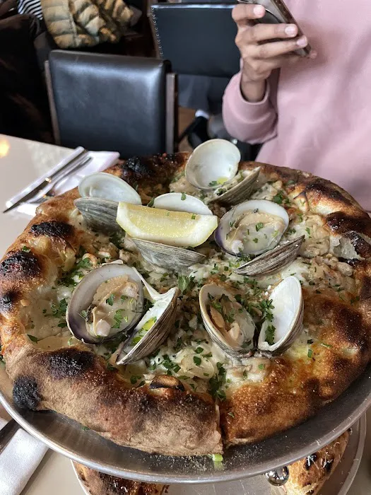 Super Nice Pizza Picture 1