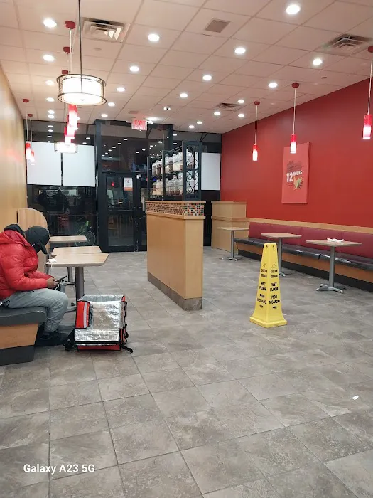 Popeyes Louisiana Kitchen Picture 2