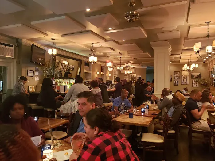 Harlem Burger Co. Picture 7