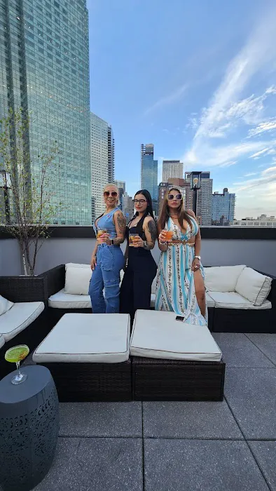 Sky bar Picture 2