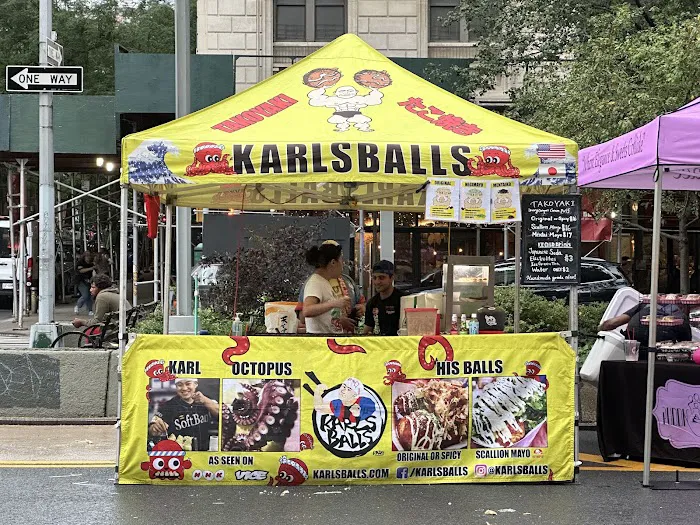 KARLSBALLS Picture 8